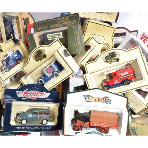 139 - Diecast - a collection of approximately x50 assorted Lledo Day Gone and other diecast model cars and... 