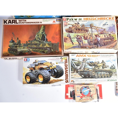 140 - Model Kits - a collection of vintage plastic model kits of Military interest to include; Airfix RAF ... 