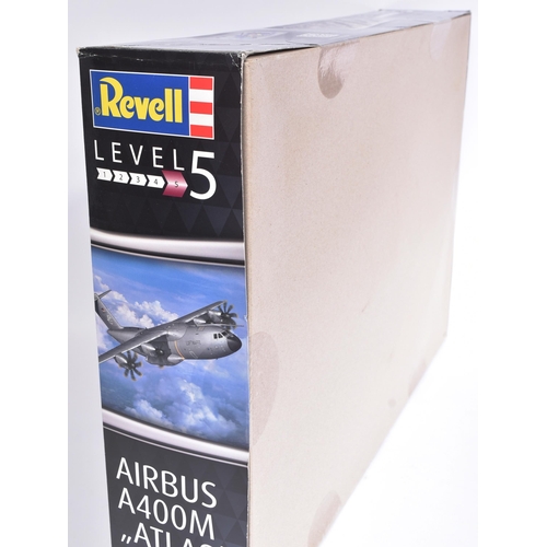 147 - Model Kit - a vintage Revell 1/72 model kit of a Germany Luftwaffe Airbus A400M Atlas. No. 03929. Ho... 