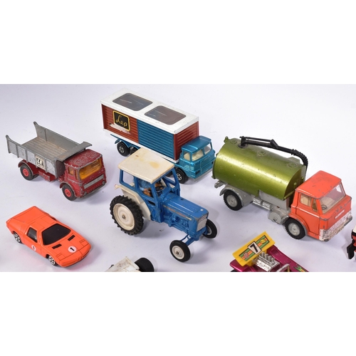 149 - Diecast - a collection of assorted vintage diecast model cars by makers, Dinky, Corgi, Lesney / Matc... 