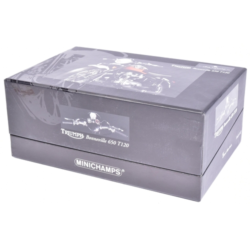 180 - Diecast - an original Minichamps 1/12 scale ' Classic Bike Series ' diecast model of a Triumph Bonne... 