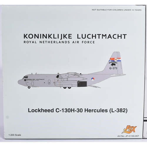 189 - Diecast - x2 1/200 scale air force interest models, comprising of the Lockheed C-130H-30 Hercules (L... 