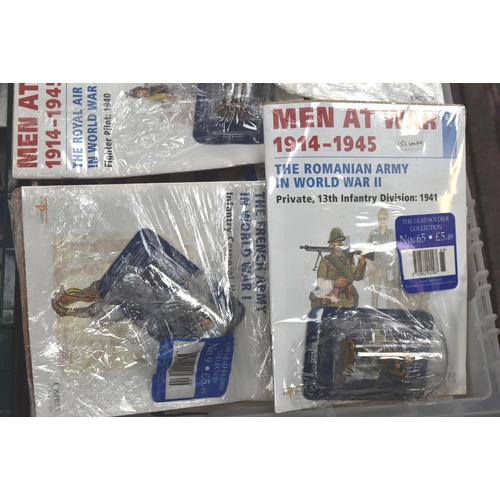 190 - Toy Soldiers - a collection of x90 assorted Del Prado made ' Men At War ' lead toy soldiers. The hig... 