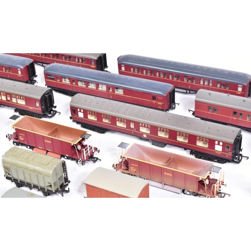 195 - Model Railway - an assortment of Hornby OO gauge wagons and carriages, to include: x3 R6846 EWS Seac... 