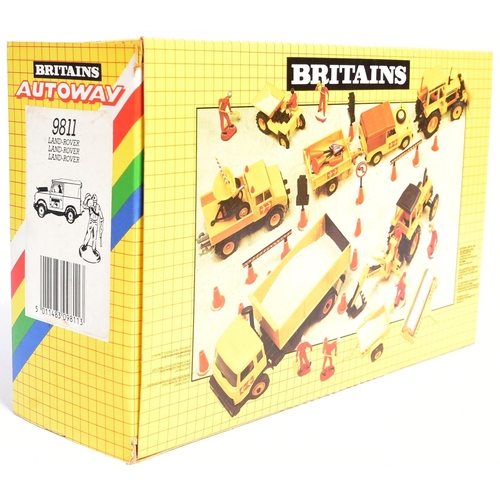 21 - Diecast - an original vintage 1980s Britains ' Autoway ' 1/32 scale boxed diecast model No. 9811 Lan... 