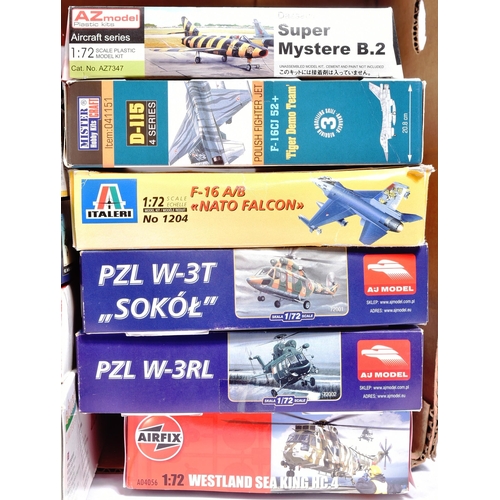 227 - Model Kits - a collection of x11 vintage aircraft model kits, to include: Eduard limited edition Mir... 