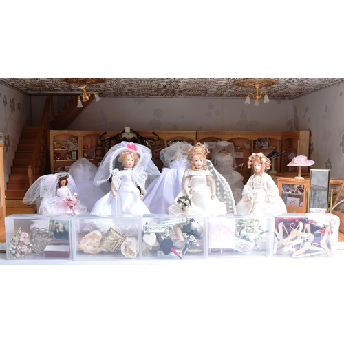 250 - Doll's House / Shop - Bridal Shop - a 20th century doll's house in the manner of a Bridal shop. Two ... 