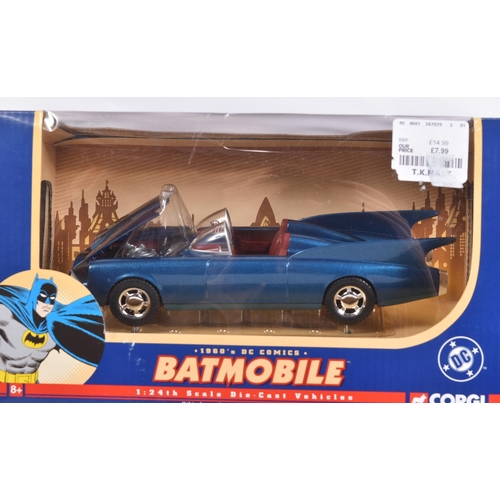 256 - Batman - a collection of x4 Corgi DC Comics 1/24 scale diecast models. Including: 1940s DC Comics Ba... 