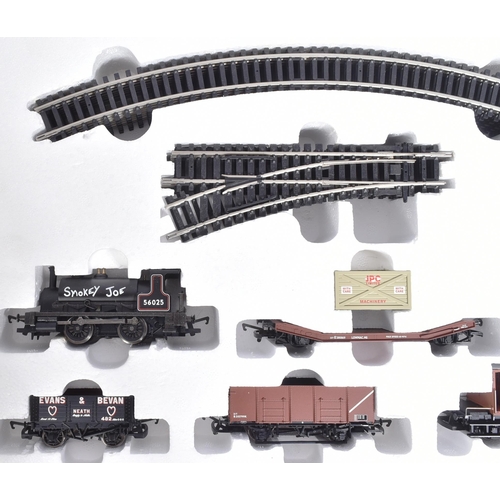 314 - Model Railway - an original Hornby OO gauge model railway locomotive electric trainset No. R1036 'Sm... 