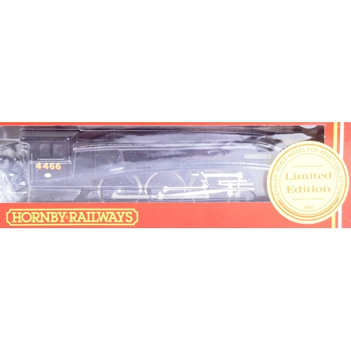 32 - Model Railway - a Limited Edition Hornby OO gauge model railway trainset locomotive model No. R.099 ... 