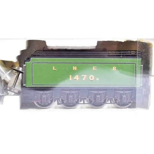 321 - A vintage Hornby OO gauge model railway trainset locomotive engine No. R2405 Class A1 4-6-2 1470 'Gr... 