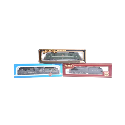 322 - A collection of x3 vintage OO gauge model railway trainset locomotive engines, comprising of a GMR (... 