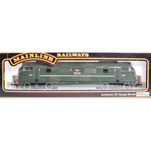 322 - A collection of x3 vintage OO gauge model railway trainset locomotive engines, comprising of a GMR (... 