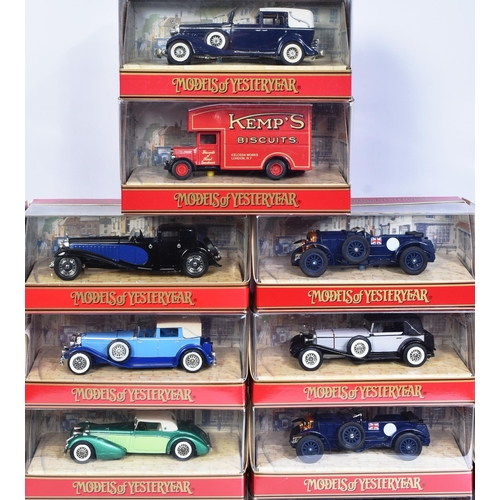 382 - Diecast - a collection of x30 assorted Matchbox Models of Yesteryear boxed diecast model cars and ha... 