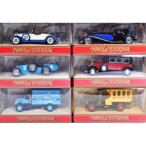 382 - Diecast - a collection of x30 assorted Matchbox Models of Yesteryear boxed diecast model cars and ha... 