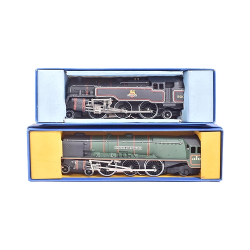 398 - Model Railway - two vintage Hornby Dublo OO gauge trainset locomotive engines, comprising of EDL18 s... 