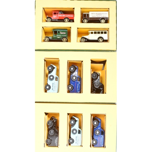 443 - Diecast - a collection of assorted Corgi diecast models to include; The Connoisseur Collection, Road... 