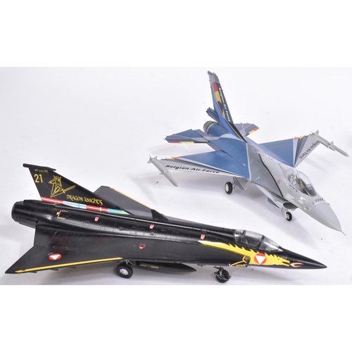 445 - Model Kits - collection of x6 built model kits of aircraft interest, comprising of: a Eurofighter EF... 