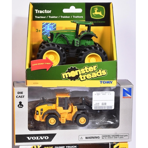 446 - Diecast - a collection of assorted diecast of farm and construction vehicle interest to include; x3 ... 