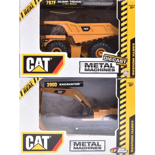 446 - Diecast - a collection of assorted diecast of farm and construction vehicle interest to include; x3 ... 