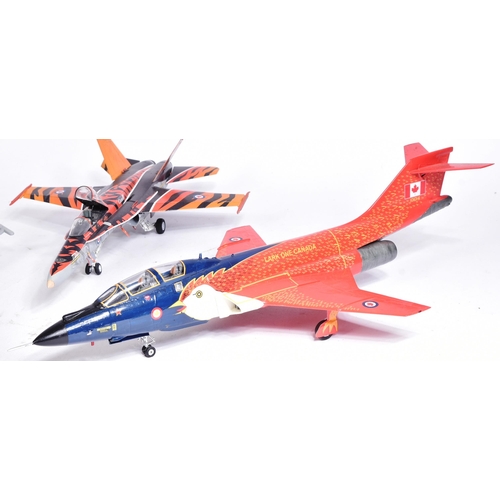 455 - Model Kits - a collection of x5 built model kits of aircraft interest, comprising of; a BAE Hawk 100... 