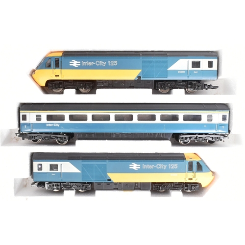 479 - Model Railway - x2 vintage Triang / Hornby OO gauge model railway trainset locomotive sets comprisin... 