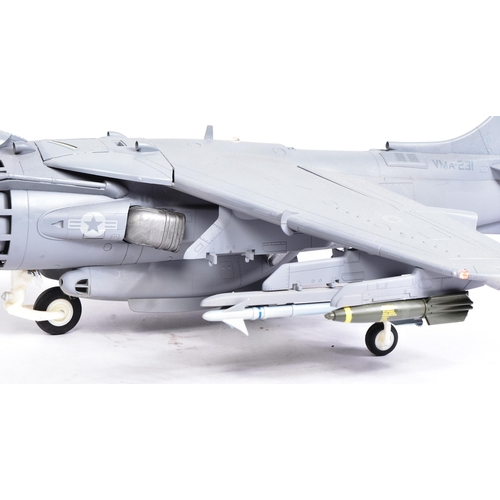 508 - Models - a large scale precision plastic model of a US Marines / Navy VMA-231 AV-8B Harrier jet. Gre... 