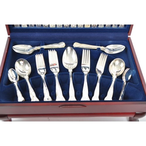 220 - Viners - Guild Silver Collection, silver plated in Sheffield, England. 58 piece canteen of cutlery. ... 