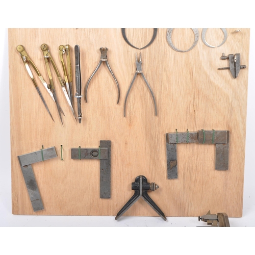 231 - An engineer's lot containing a USA made L S Starrett & Co adjustable height gauge along with a mount... 