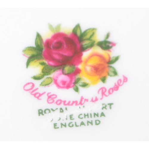 37 - Royal Albert - A collection of 20th Century Old Country Roses porcelain / chinaware by Royal Albert ... 