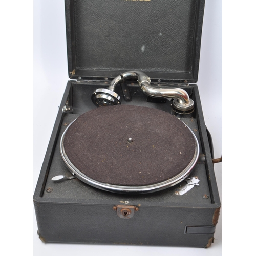 412 - A vintage mid 20th century HMV his masters voice record vinyl player. The gramophone company Ltd, Ha... 