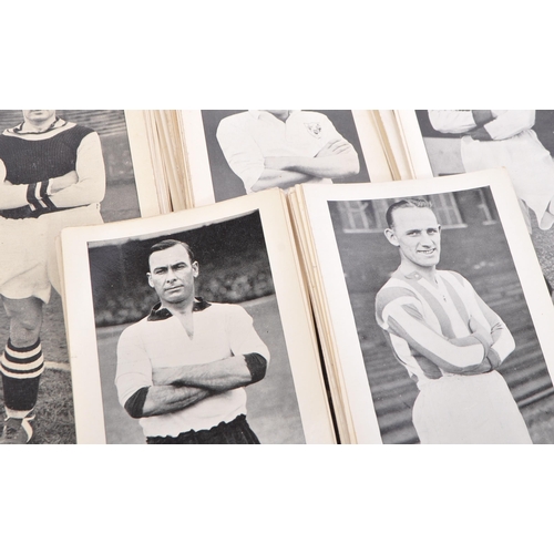 446 - An assorted collection of 20th century circa 1930s Topical Times portraits of footballers. Approx se... 