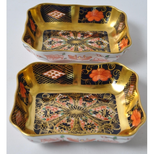 5 - Royal Crown Derby - A small collection of 20th century old Imari pattern porcelain. Comprising of; t... 