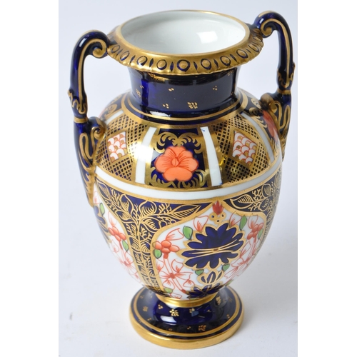 5 - Royal Crown Derby - A small collection of 20th century old Imari pattern porcelain. Comprising of; t... 