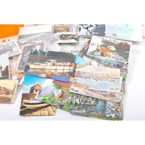 546 - A collection of vintage 20th century postcards, UK postage stamps and first day covers. To include, ... 