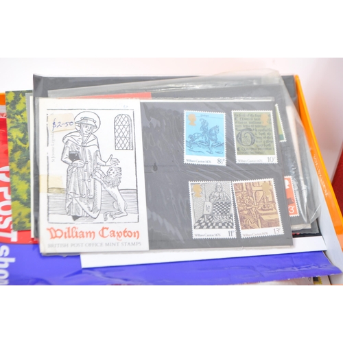 546 - A collection of vintage 20th century postcards, UK postage stamps and first day covers. To include, ... 