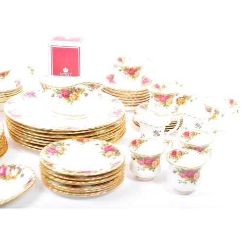 61 - Royal Albert - A large collection of 20th Century Old Country Roses porcelain / chinaware by Royal A... 