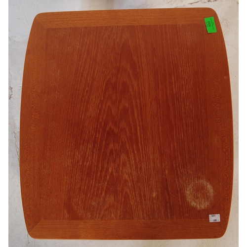 600 - Nathan Furniture for Parker Knoll - A vintage late 20th century circa 1980s nest of teak tables. Rec... 