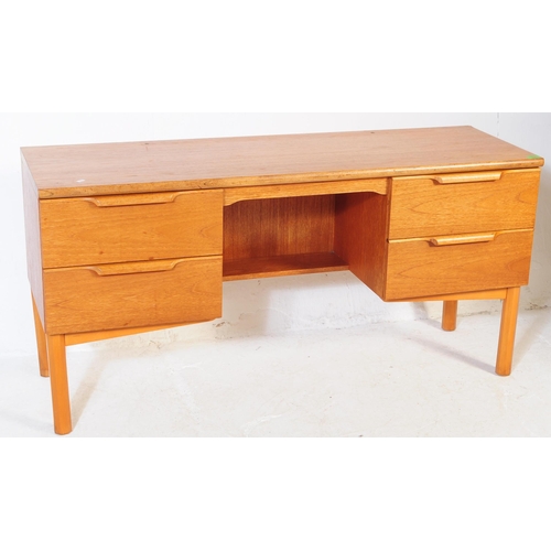 623 - Stonehill - A retro mid 20th century light oak kneehole desk. The desk having central kneehole flank... 
