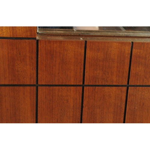 624 - A 20th century Italian mid 20th century living room suite comprising of two sideboardS and an accomp... 