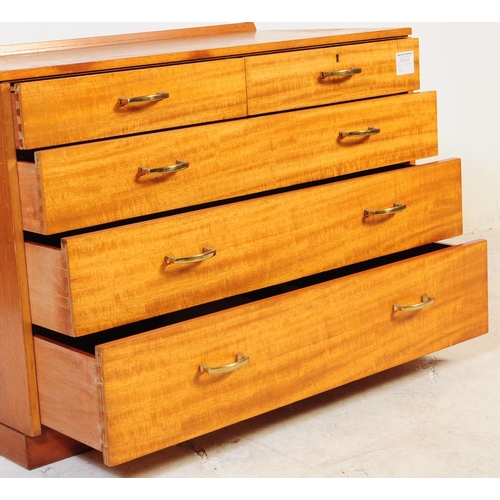 682 - British Modern Design - A mid 20th century circa 1960s teak chest of drawers. The chest of drawers h... 