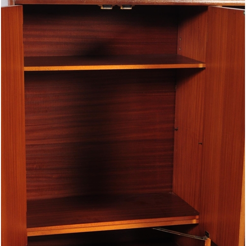 686 - Elliot's of Newbury - A mi 20th century circa 1960s teak EON Elliots of Newbury high board sideboard... 