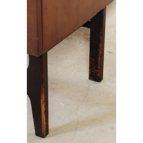 703 - Meredew Furniture - A retro 20th Century 1970's walnut veneered pedestal upright chest of drawers ha... 