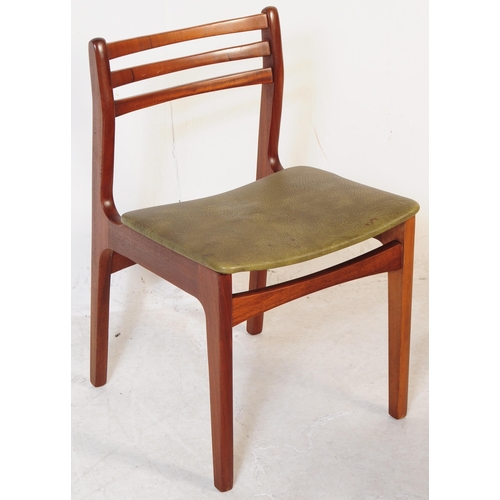 704 - A matching set of f six retro mid 20th century teak framed dining chairs. Each chair with three bar ... 