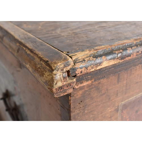 356 - A Victorian 19th century painted pine wood chest blanket box trunk. The chest having an hinged top w... 