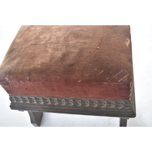 364 - A Gothic manner 19th century oak & horse hair upholstered Pugin manner ecclesiastic stool / seat. Th... 