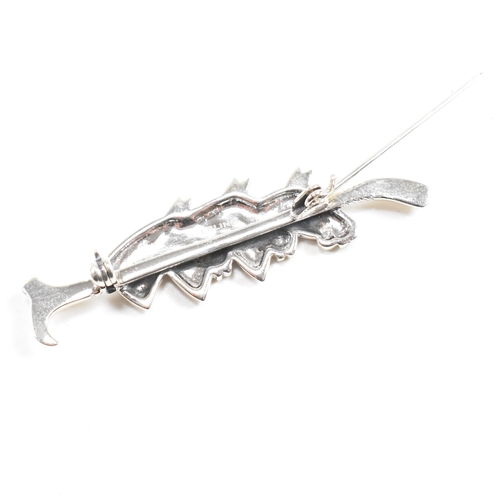 107 - A contemporary Sterling silver horse brooch. Equestrian interest. Stamped Sterling. Weight approx 6.... 