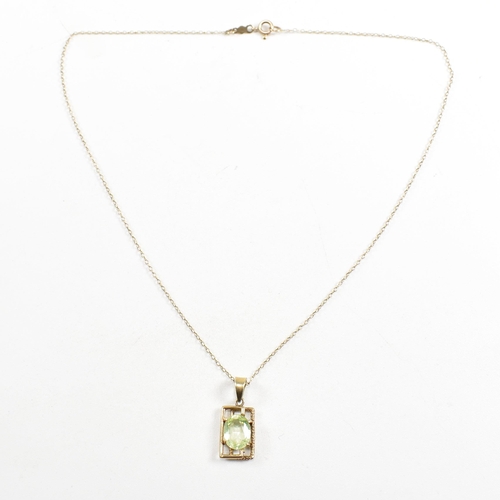 129 - A hallmarked 9ct gold and synthetic spinel pendant necklace. The necklace strung with a brutalist st... 