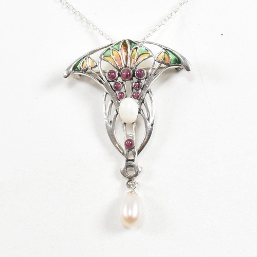 185 - A contemporary 925 silver Art Nouveau style Plique A Jour pendant. Weight approx 7.7g. All weights, ... 