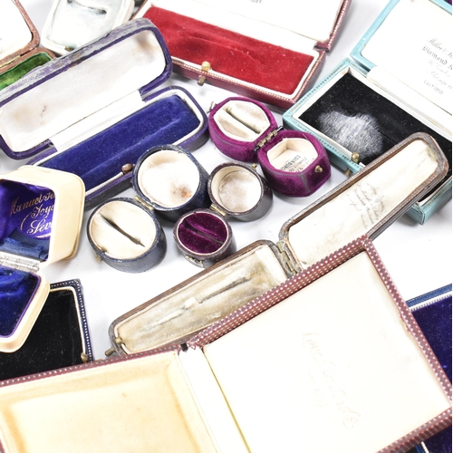 187 - A collection of assorted jewellery boxes. The boxes to include James Ramsay,  S B Beckett, Miller & ... 